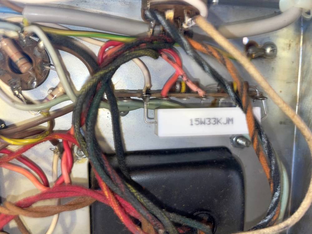 Freshly installed replacement resistor on the eyelet board